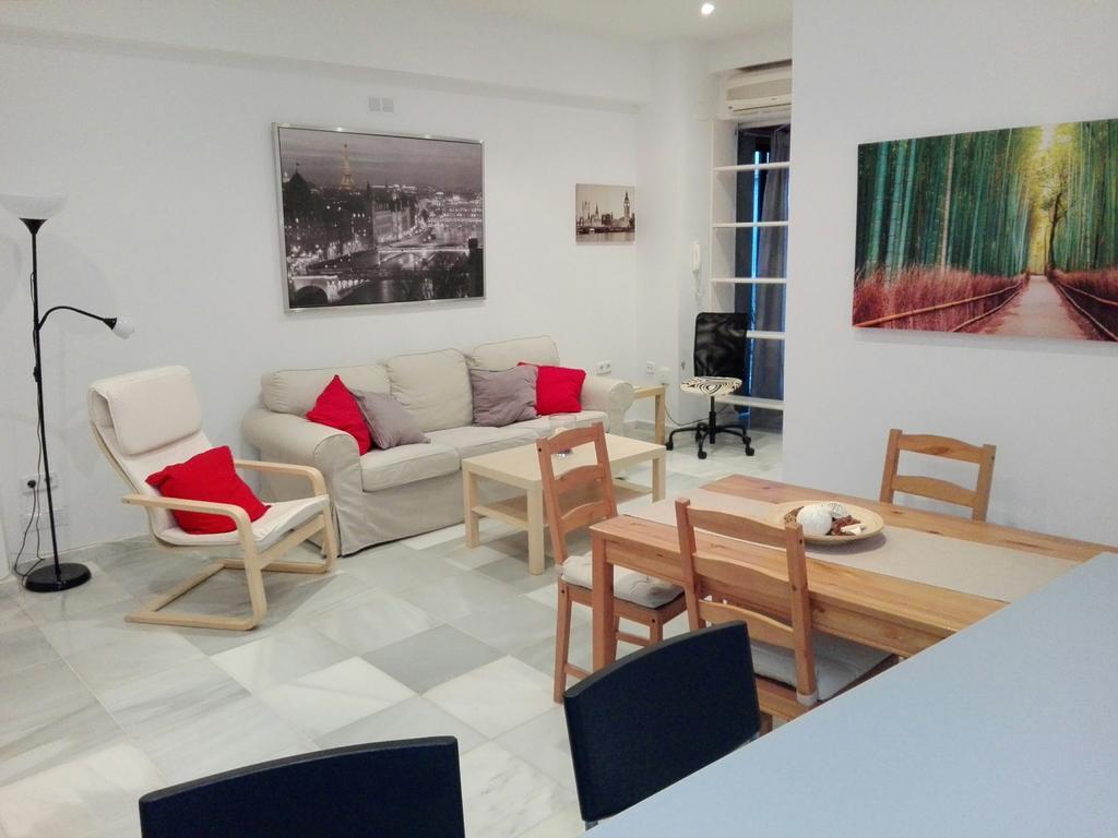 Centrico Apartamento Con Patio Privado Sevilla Dış mekan fotoğraf