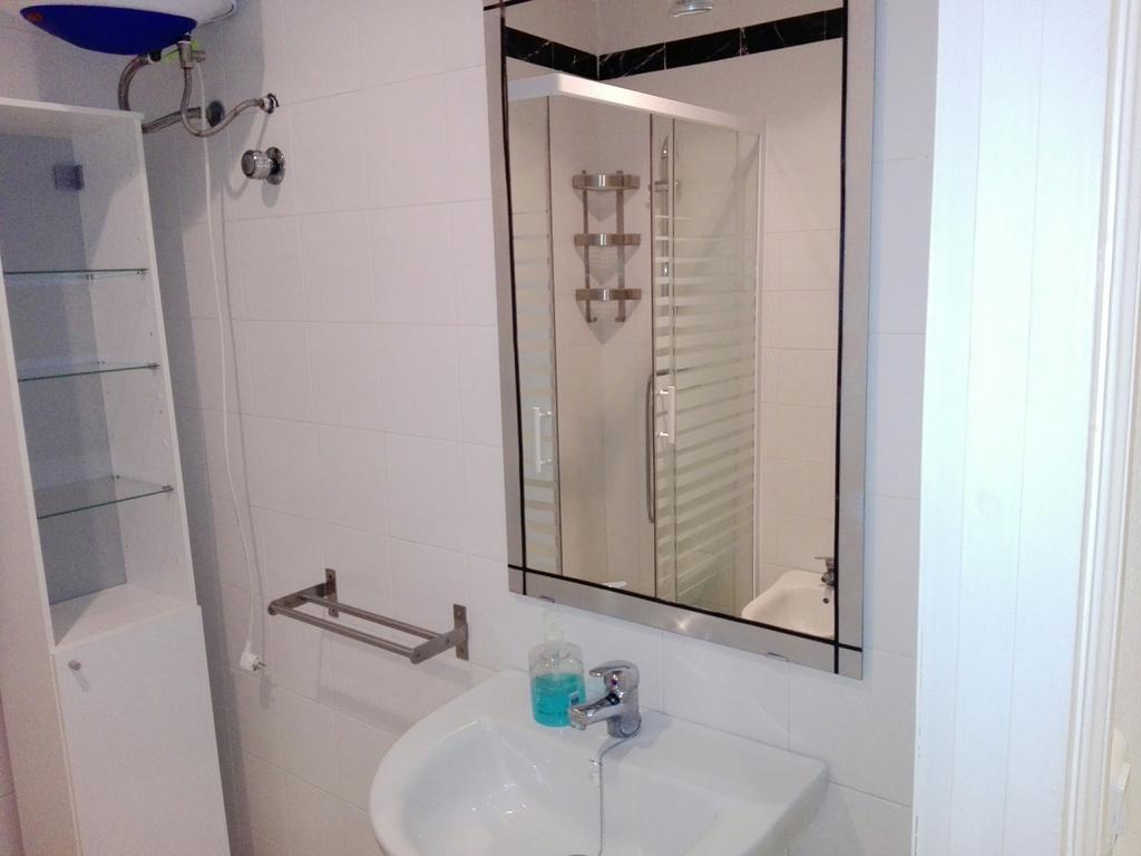 Centrico Apartamento Con Patio Privado Sevilla Dış mekan fotoğraf