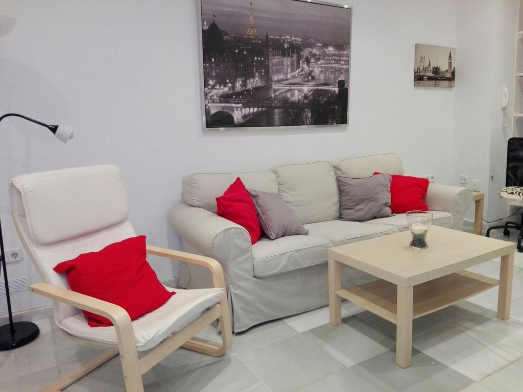 Centrico Apartamento Con Patio Privado Sevilla Dış mekan fotoğraf